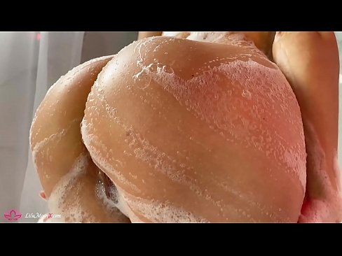 ❤️ Brunette Masturbates киска бо вибратор ба оргазми шадид дар душ ❌ Видео мақъад дар мо ❌️❤